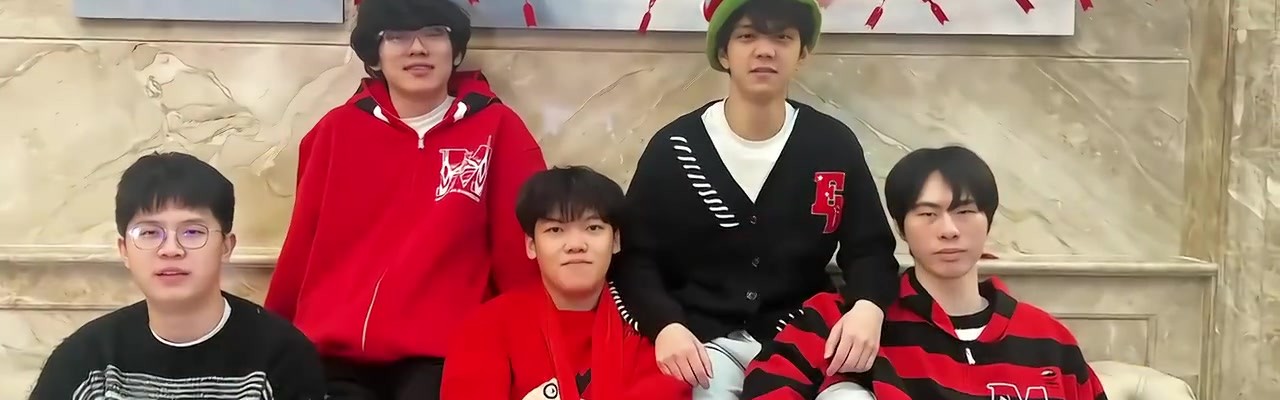 EDG整活视频：大年初七开门大吉，上班啦，上班啦！