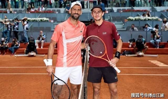 爆冷！德约科维奇连丢两盘不敌小迷弟！UE满天飞，恐怕离退役不远