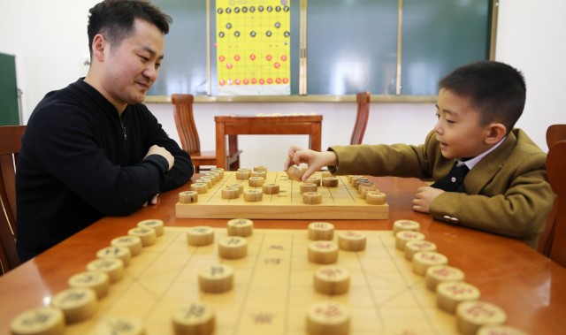 象棋大师党斐曾在录音门爆发后实名举报要求彻查，结果被禁赛3年
