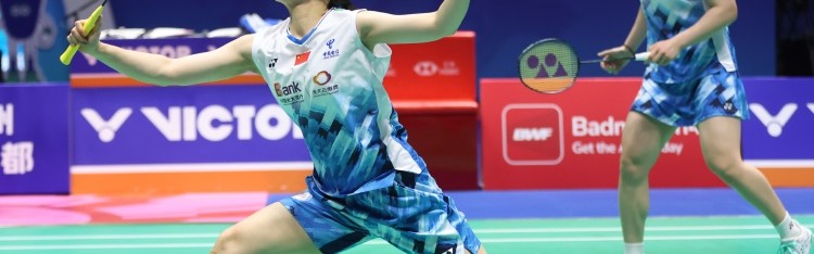 李怡婧/罗徐敏2-0轻取对手，晋级印度羽毛球公开赛女双8强
